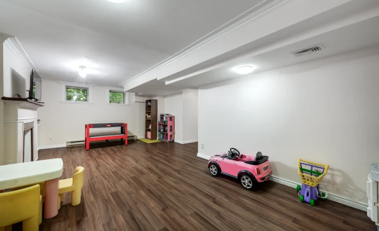 high end luxury modern fully furinished apartment in montreal with finished basement bedrooms loundry kitchen backyard and living room photo 1